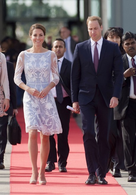 Duchess of Cambridge wearing Alice Temperley on Diamond Jubilee Tour in September 2012 (Keystone Press)