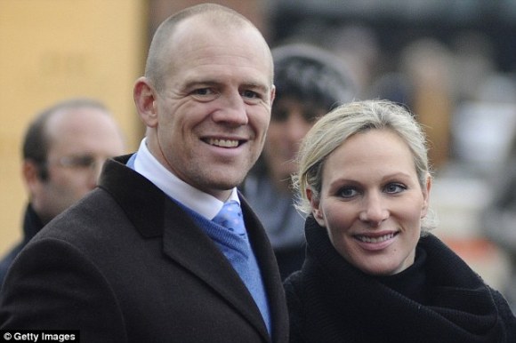 article-2523287-1A15D27D00000578-633_634x422