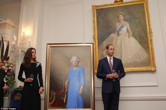 article-2601303-1CFCD39F00000578-267_964x640