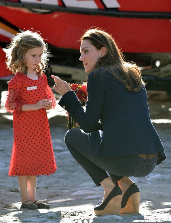 article-2603524-1D11246400000578-990_964x1257